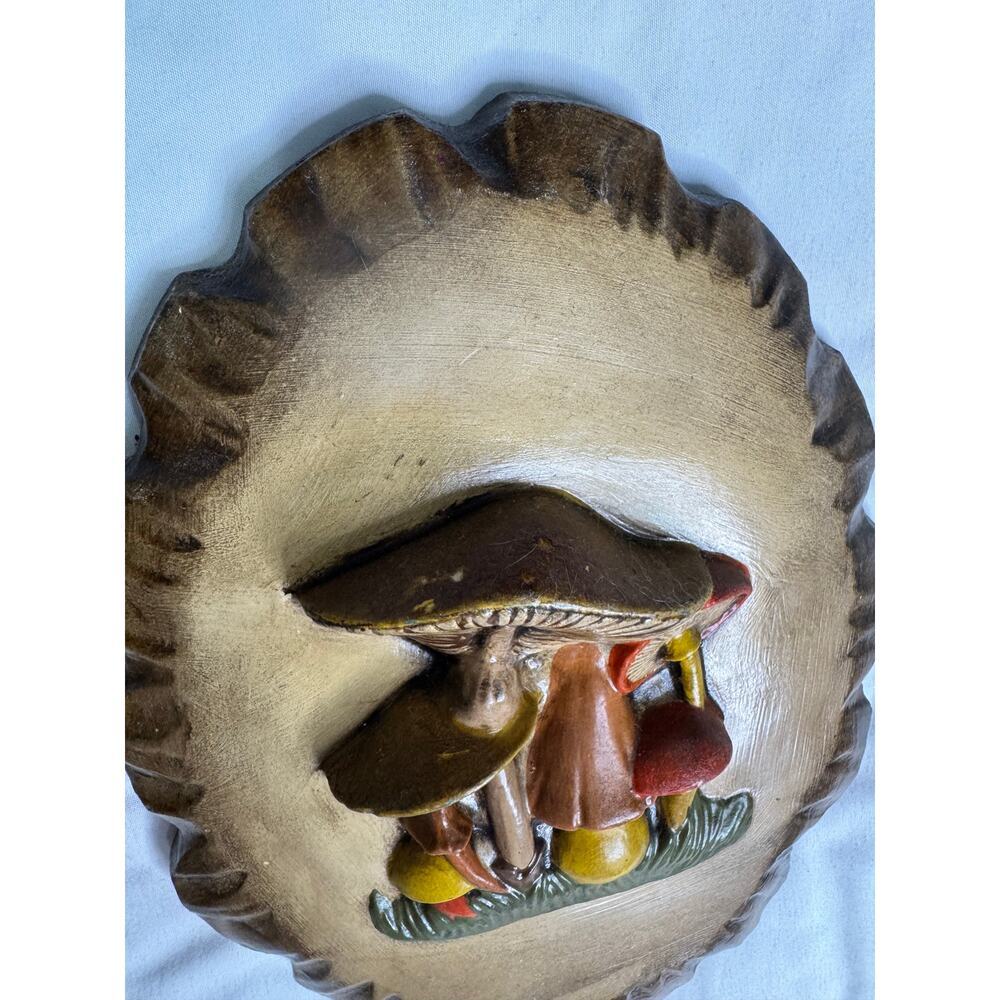 Vintage Ceramic Mushroom Wall Plaques - Picture 7 of 15